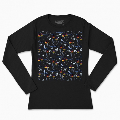 Women's long-sleeved t-shirt "Royal penguins. A symbol of family and love"