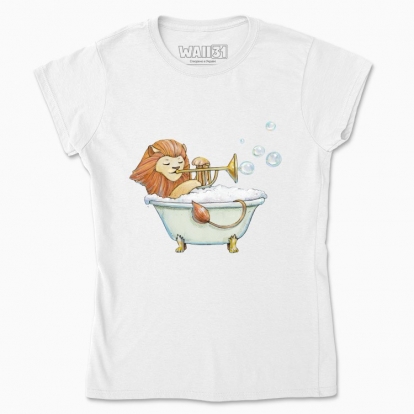 Women's t-shirt "Sunny lion and soap bubbles"