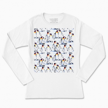 Women's long-sleeved t-shirt "Royal penguins. A symbol of family and love"